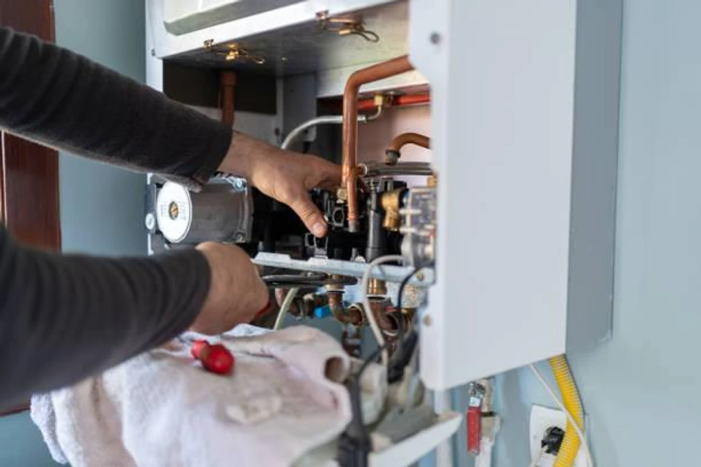 Reliable heating repair service in Houston, TX by 75 Degree AC.